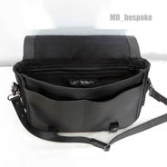 Messenger bag open